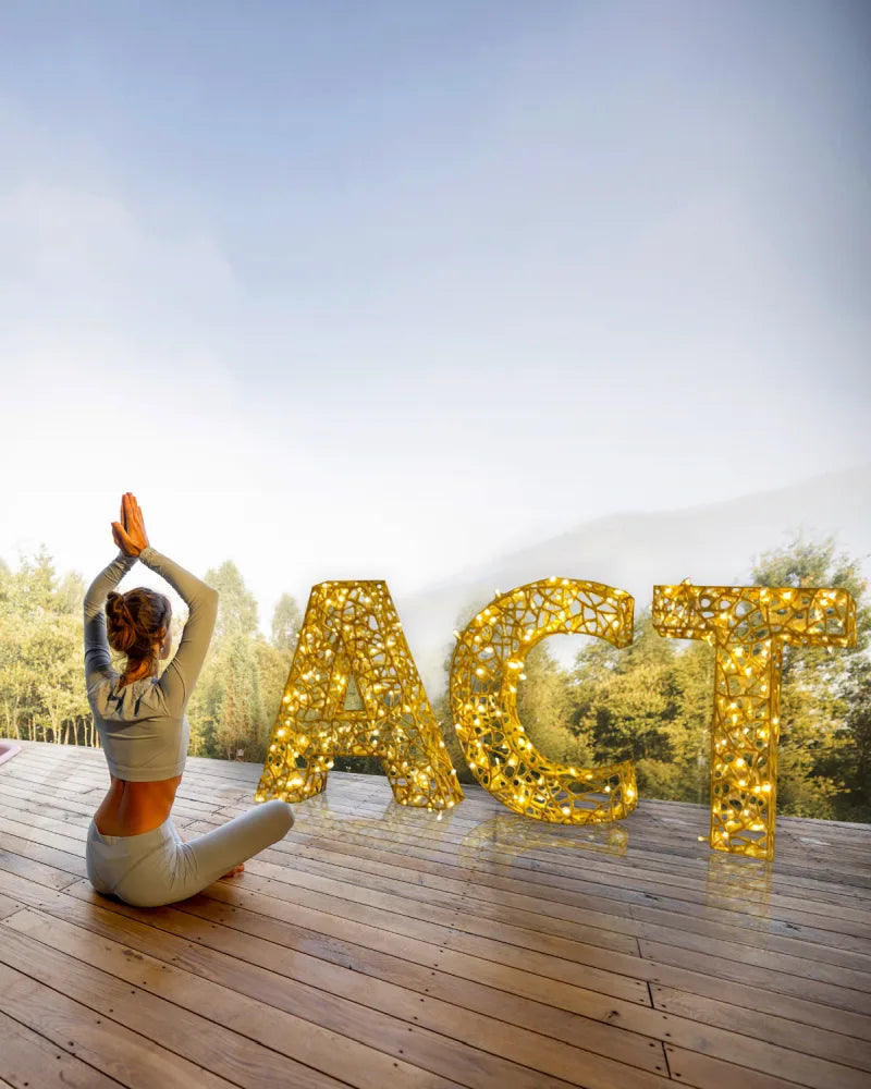 Leuchtbuchstaben aus Aluminium – goldene LED-Buchstaben für Außenbereiche